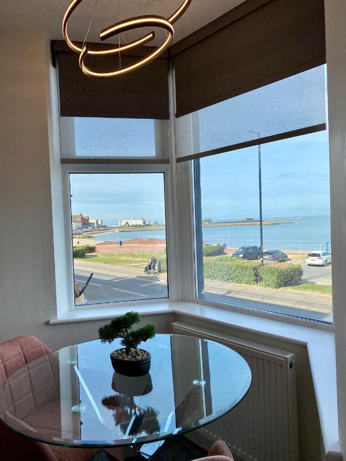 Eden Retreats Serviced Apartments Morecambe Buitenkant foto